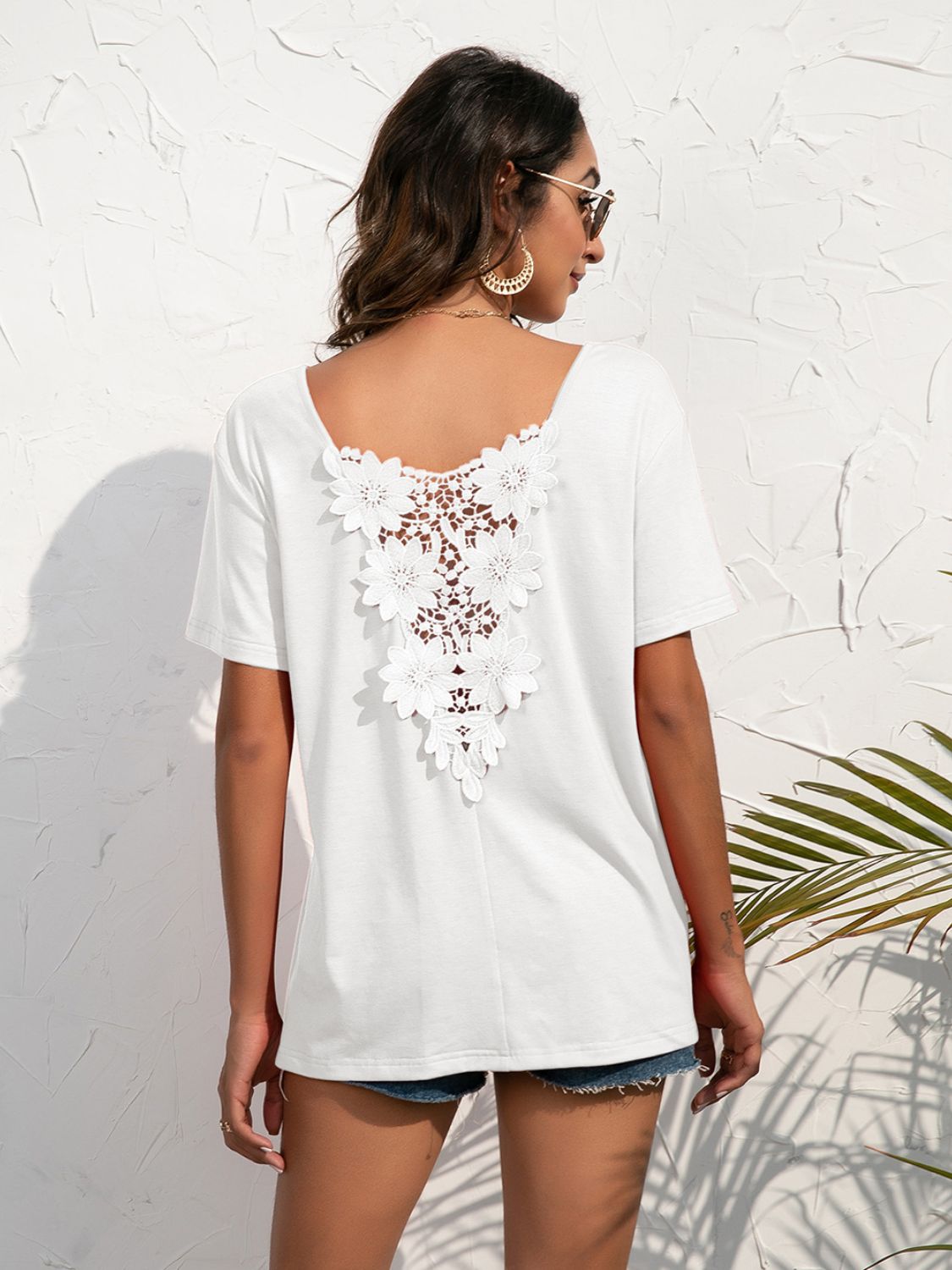 White / S