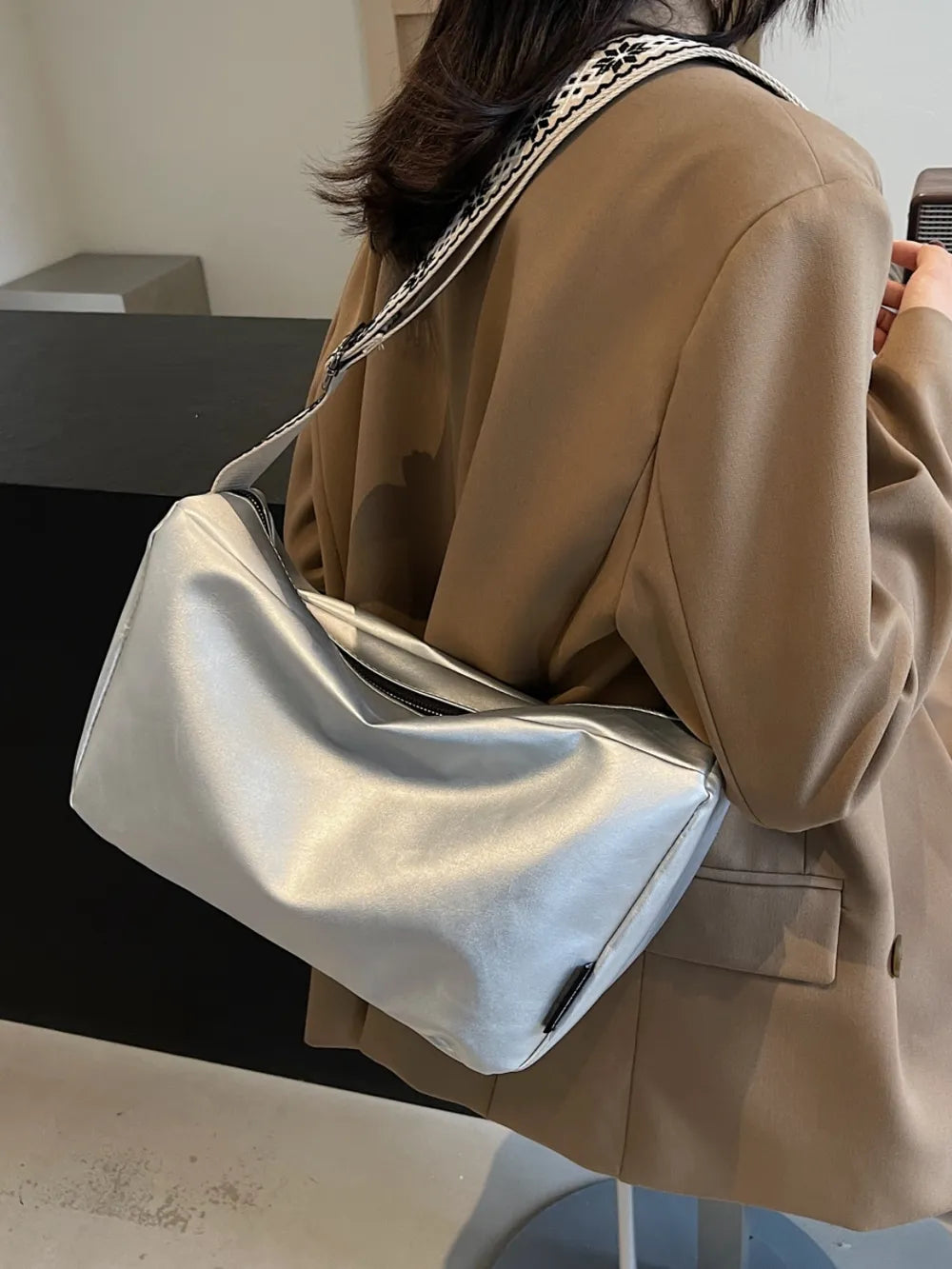 Large PU Leather Crossbody Bag with Adjustable Strap - Stylish and Durable
