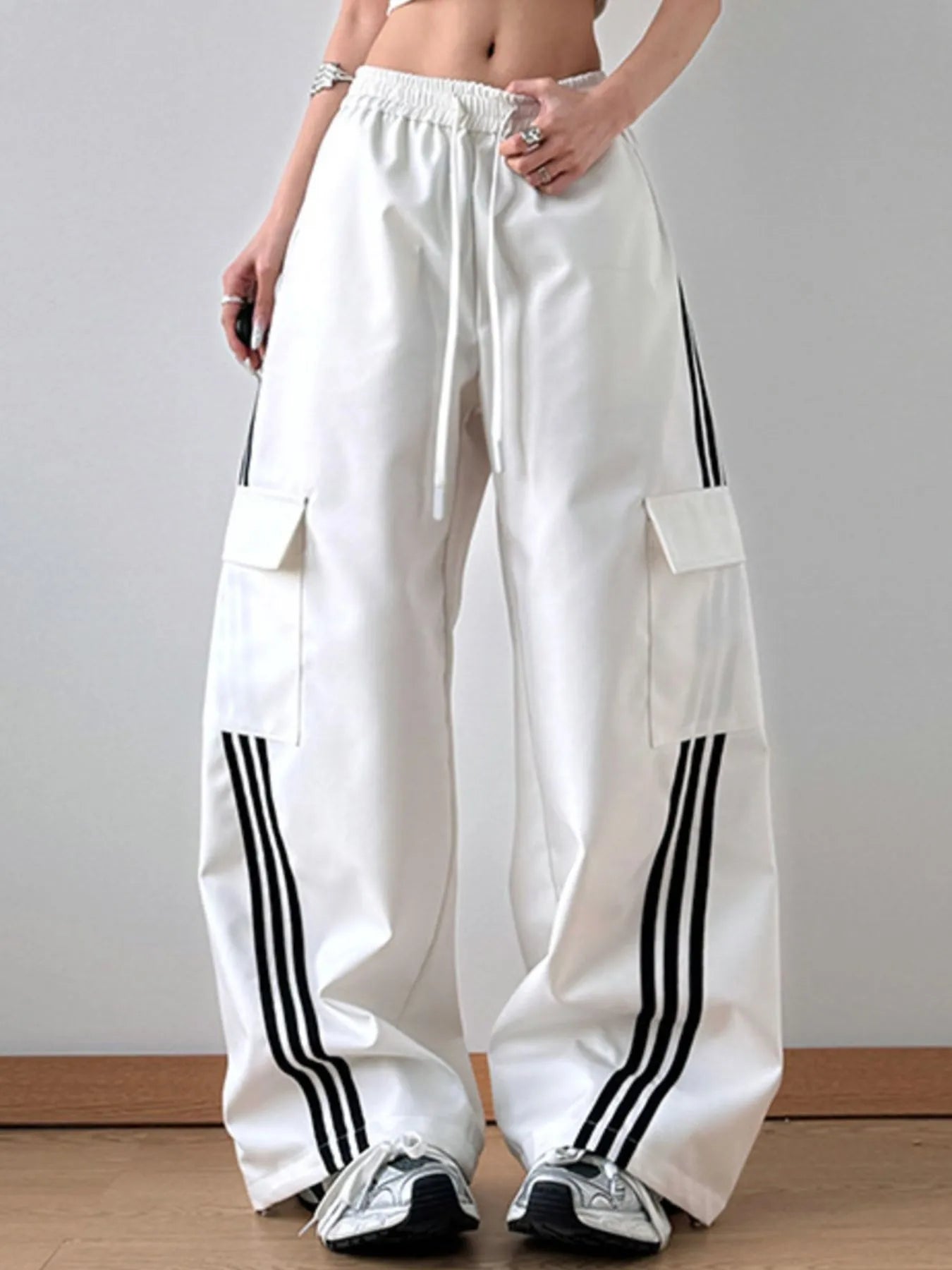 Trendy Striped Wide Leg Cargo Pants with Drawstring and Pockets - 100% Polyester