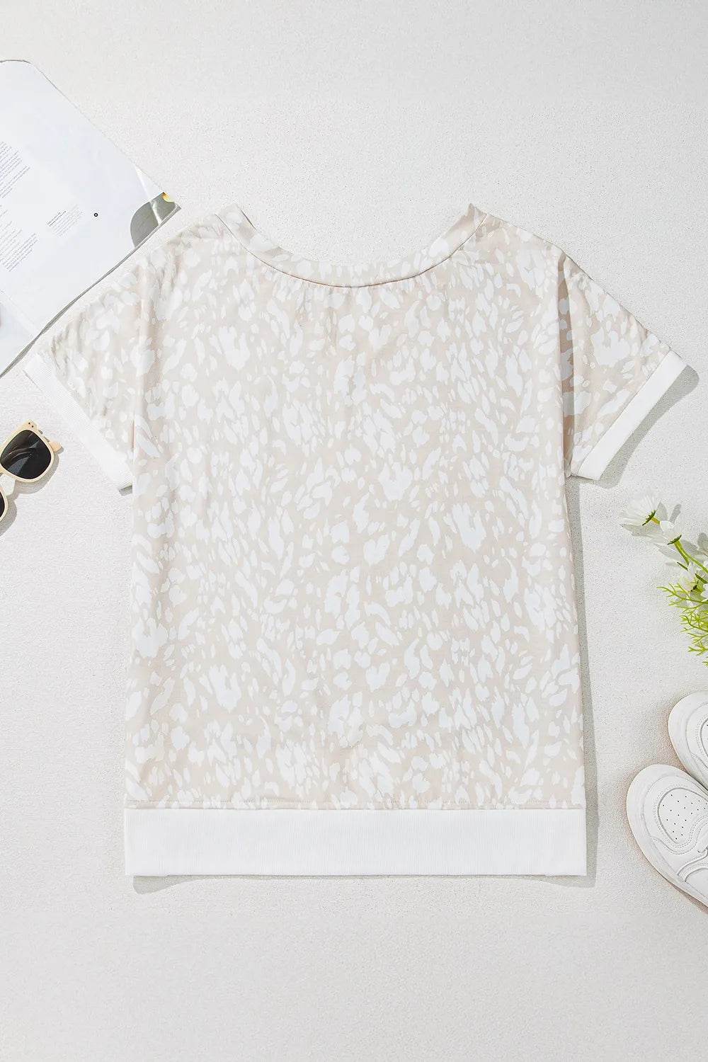 Leopard Print V-Neck T-Shirt with Side Slit - Loose Fit, Stretchy, Casual Style - Store 42