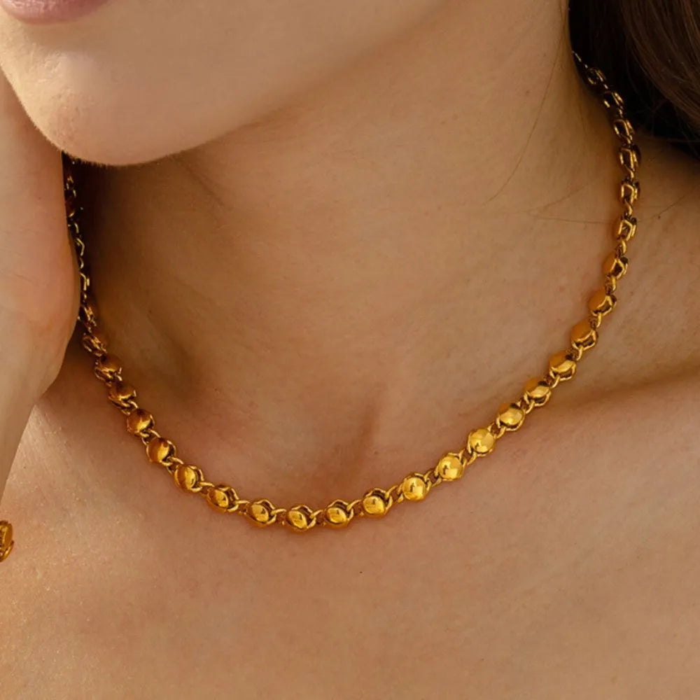 Elegant 18K Gold-Plated Copper Necklace with 15.7-Inch Chain and 2-Inch Extension
