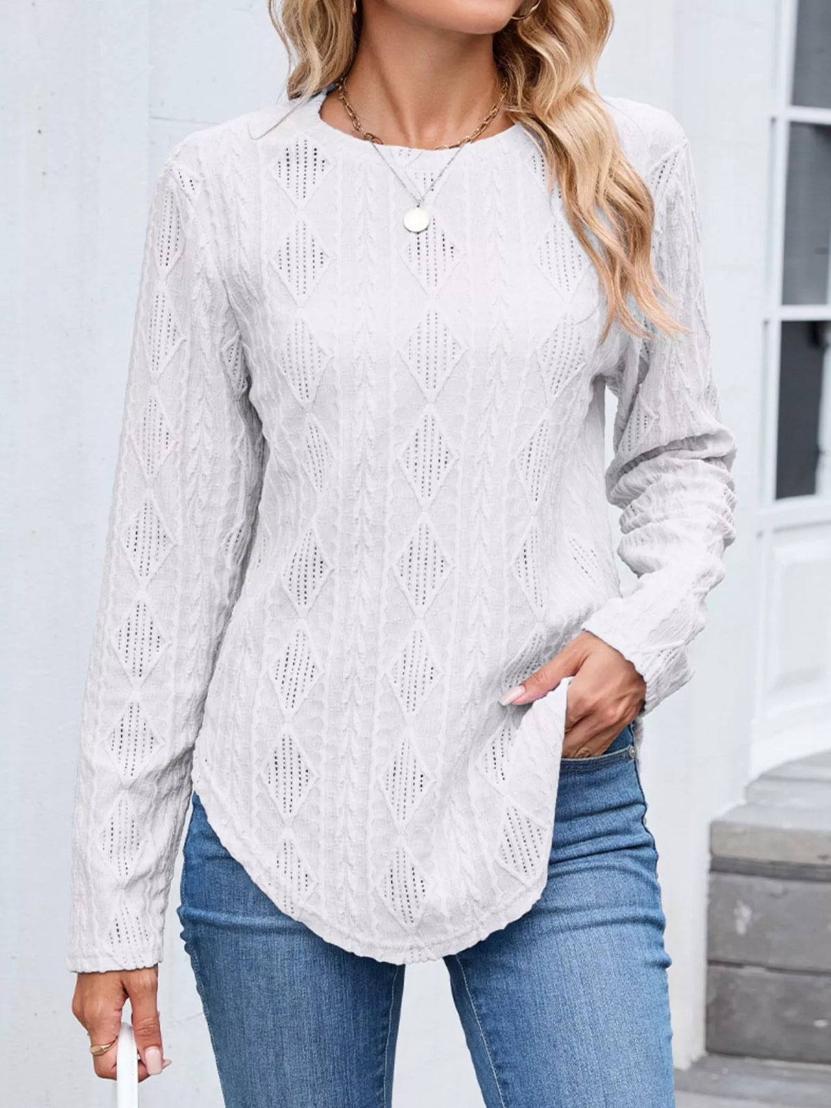 White / S