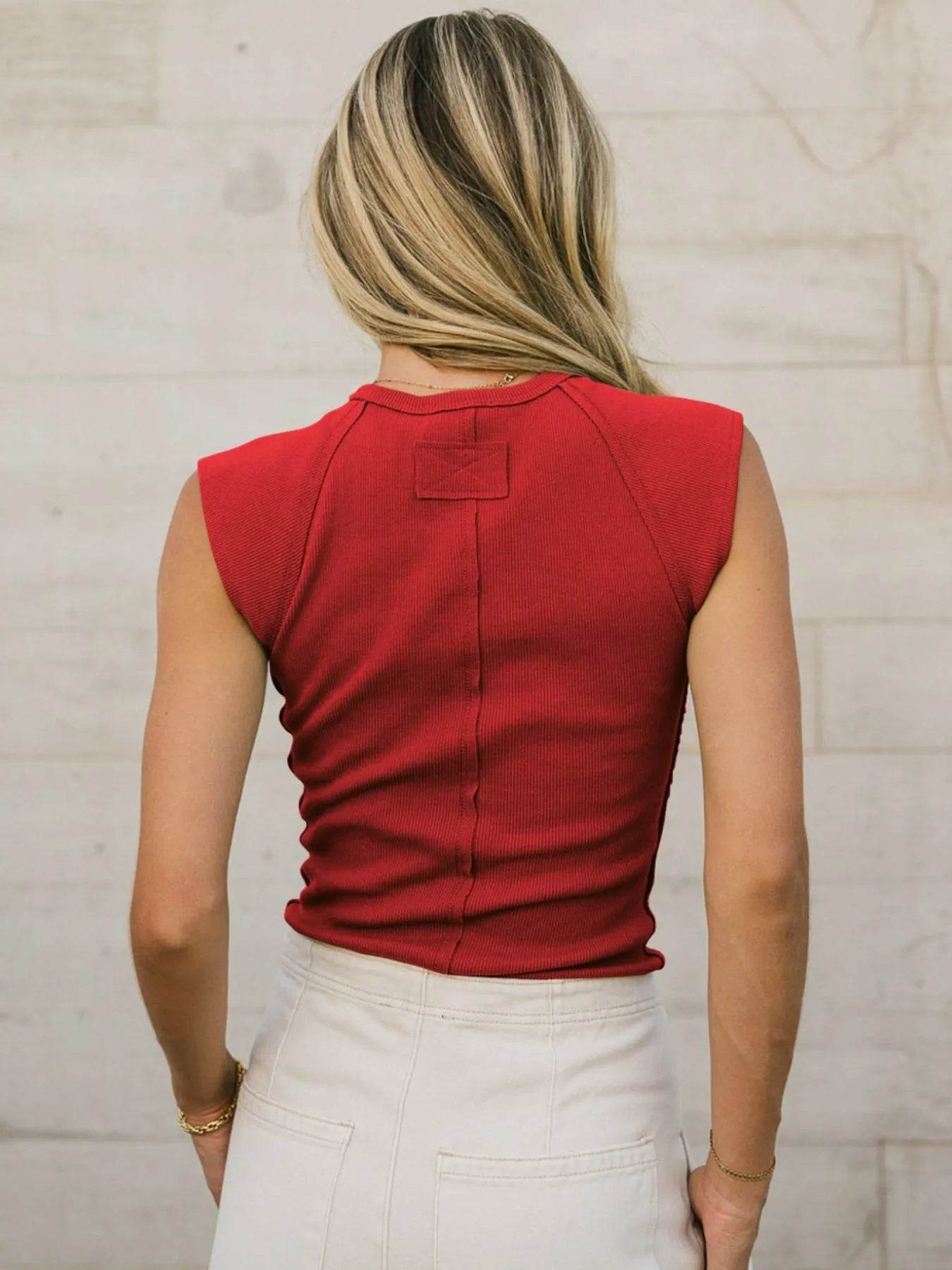 Basic Solid Color Round Neck T-Shirt for Comfortable Everyday Wear, 92% Rayon 8% Spandex