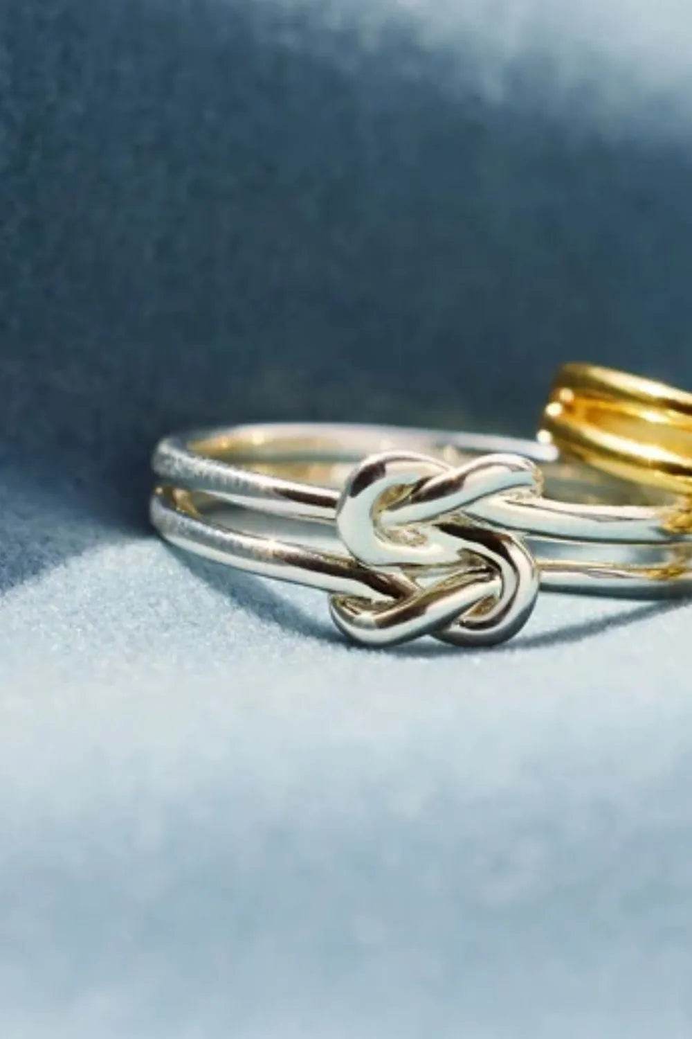 Elegant 925 Sterling Silver Knotted Ring - Stylish Unique Design for Every Occasion - Store 42