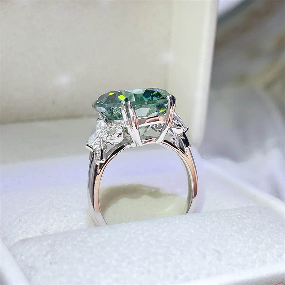 10 Carat Moissanite Ring in 925 Sterling Silver with Matching Box and Certificate - Store 42