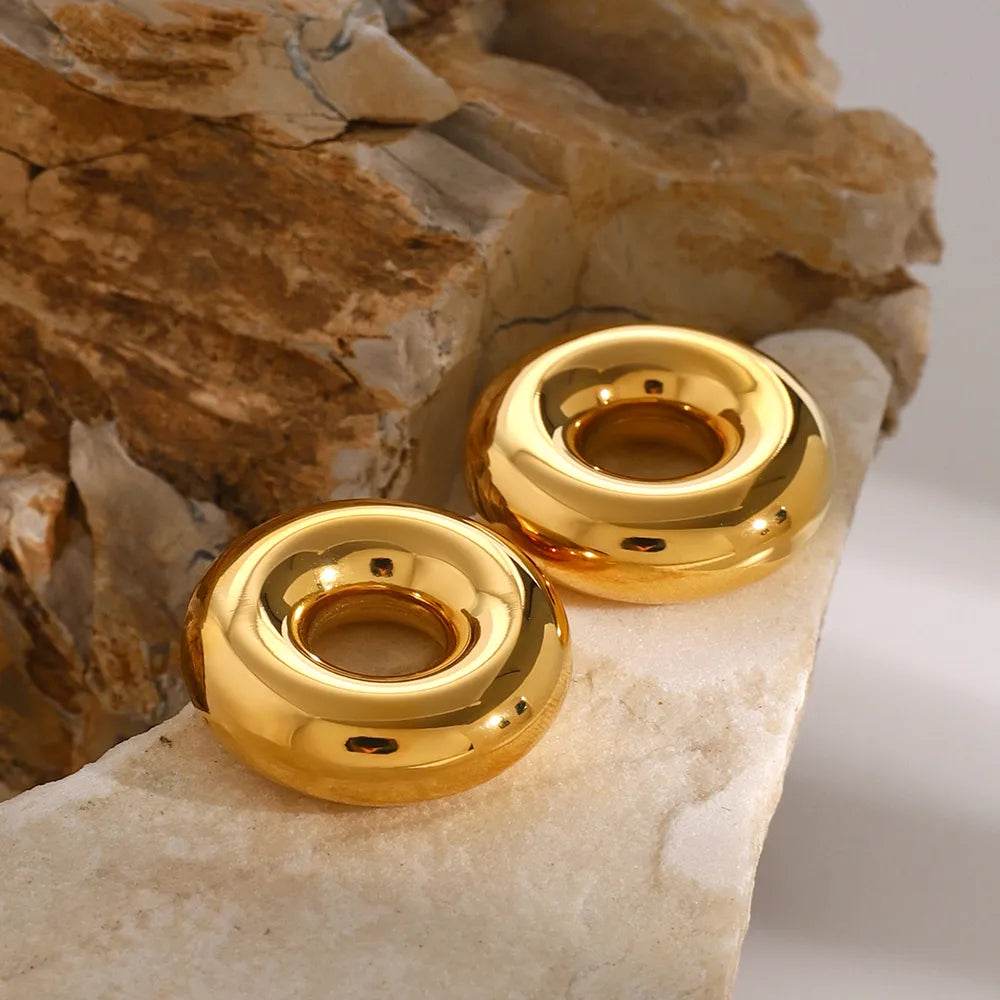 Elegant 18K Gold-Plated Stainless Steel Cutout Round Earrings – Lightweight & Stylish - Store 42