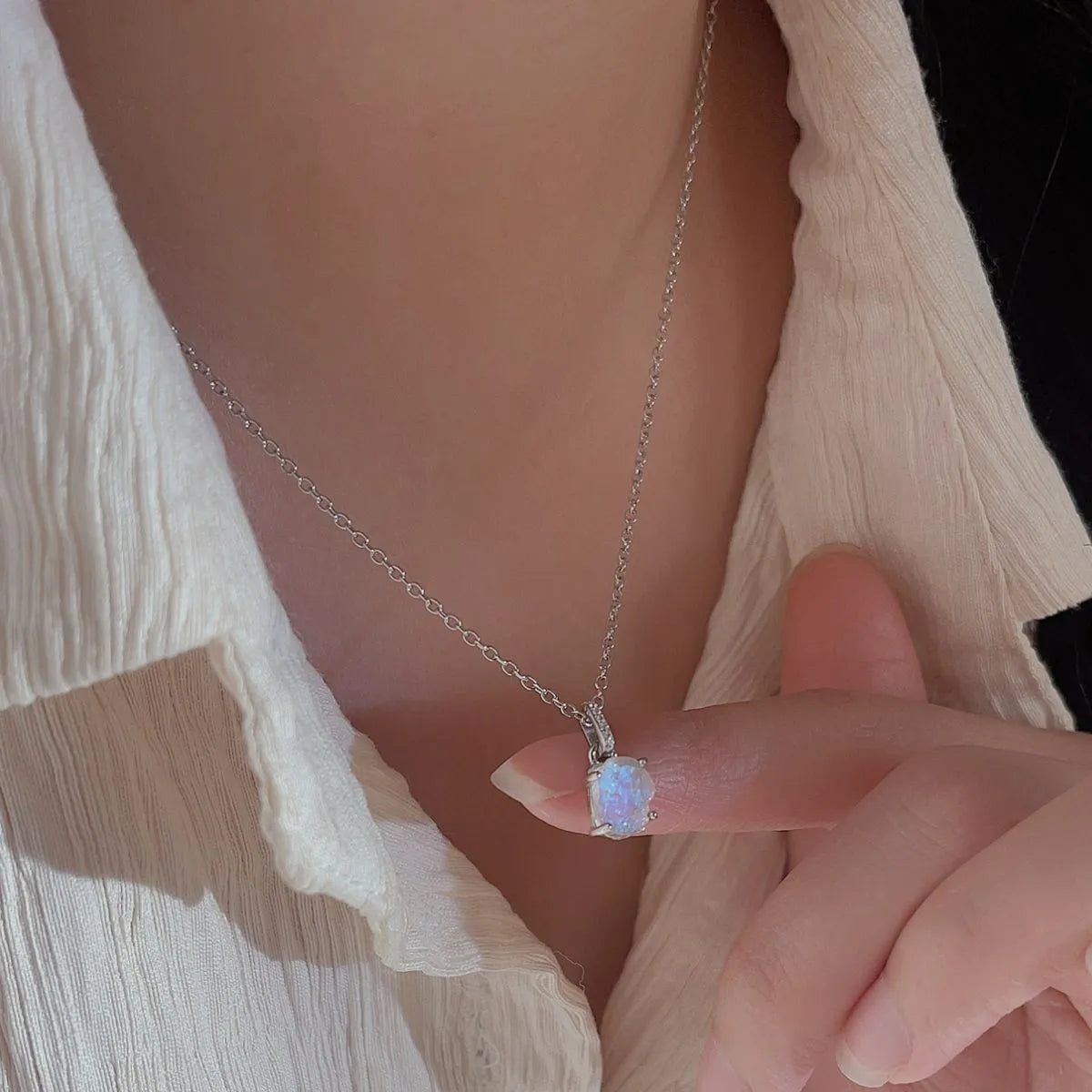 Stunning Moonstone Necklace in 925 Sterling Silver with 18K Rose Gold & Platinum Plating