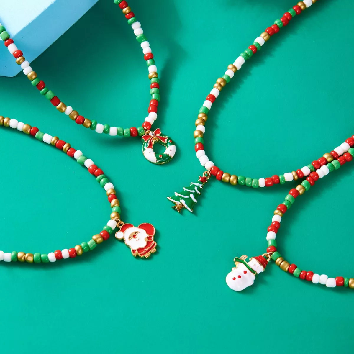 Festive Christmas Beaded Pendant Necklace in Resin and Zinc Alloy – 15.7 Inches Long