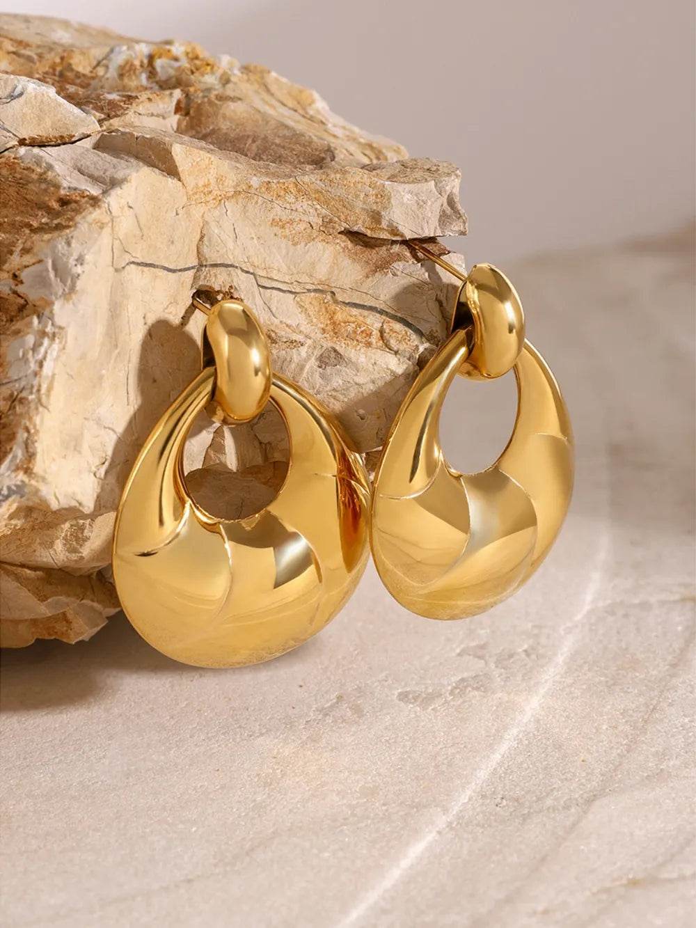 Elegant 18K Gold-Plated Stainless Steel Teardrop Earrings - Dainty Chic Jewelry