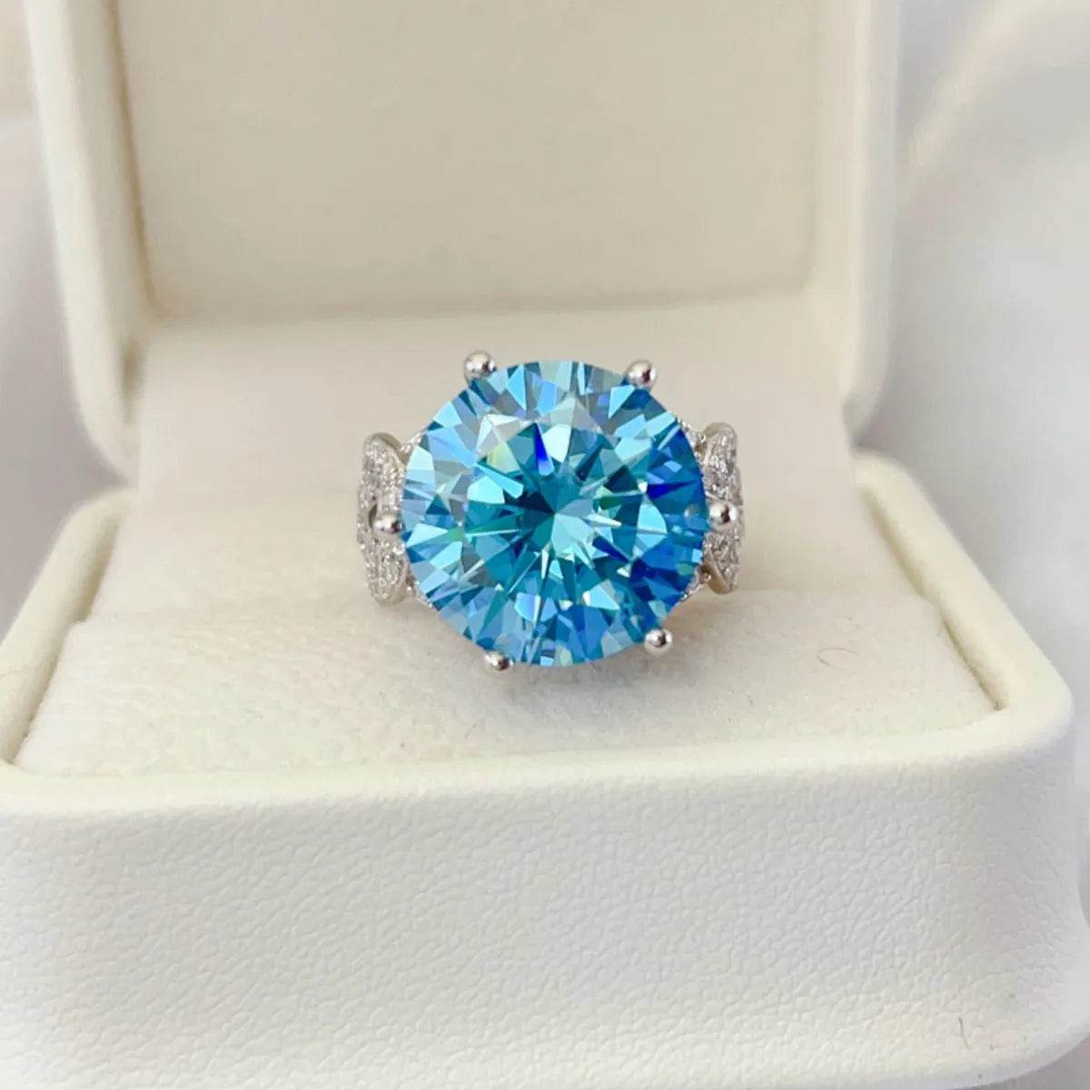 10 Carat Moissanite Ring in 925 Sterling Silver with Certificate, Includes Matching Box - Store 42