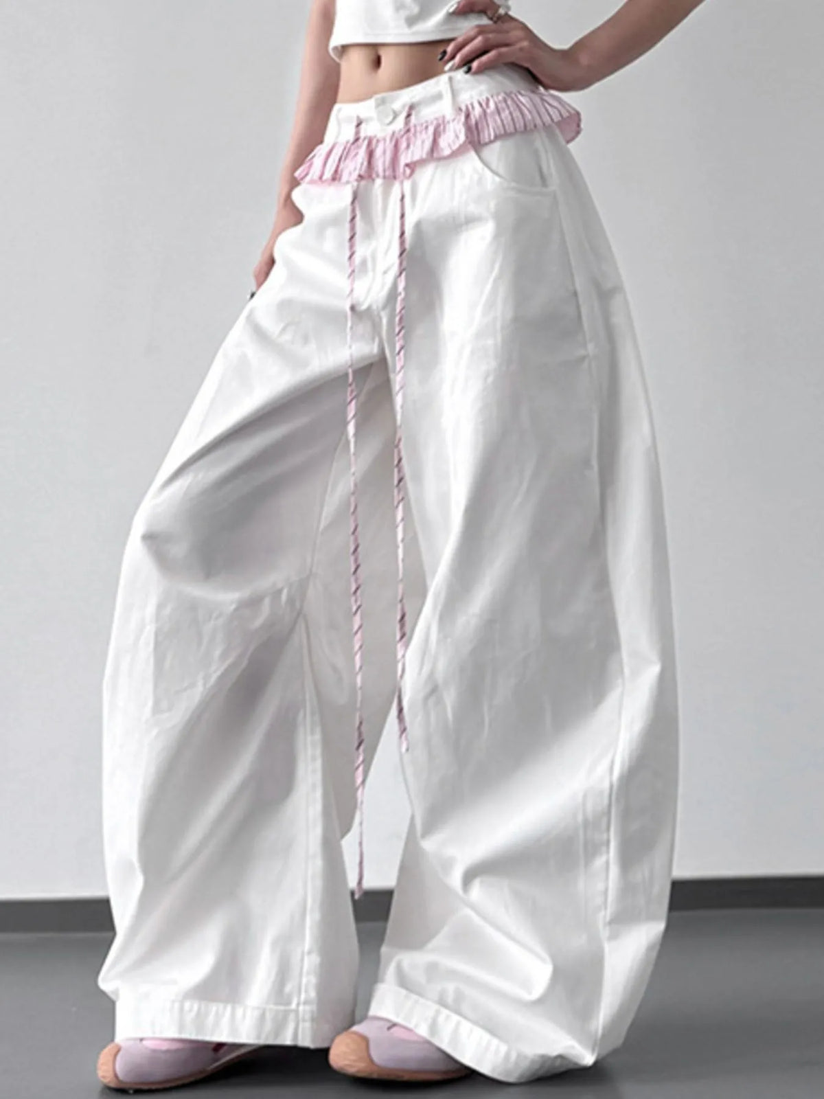 White / S