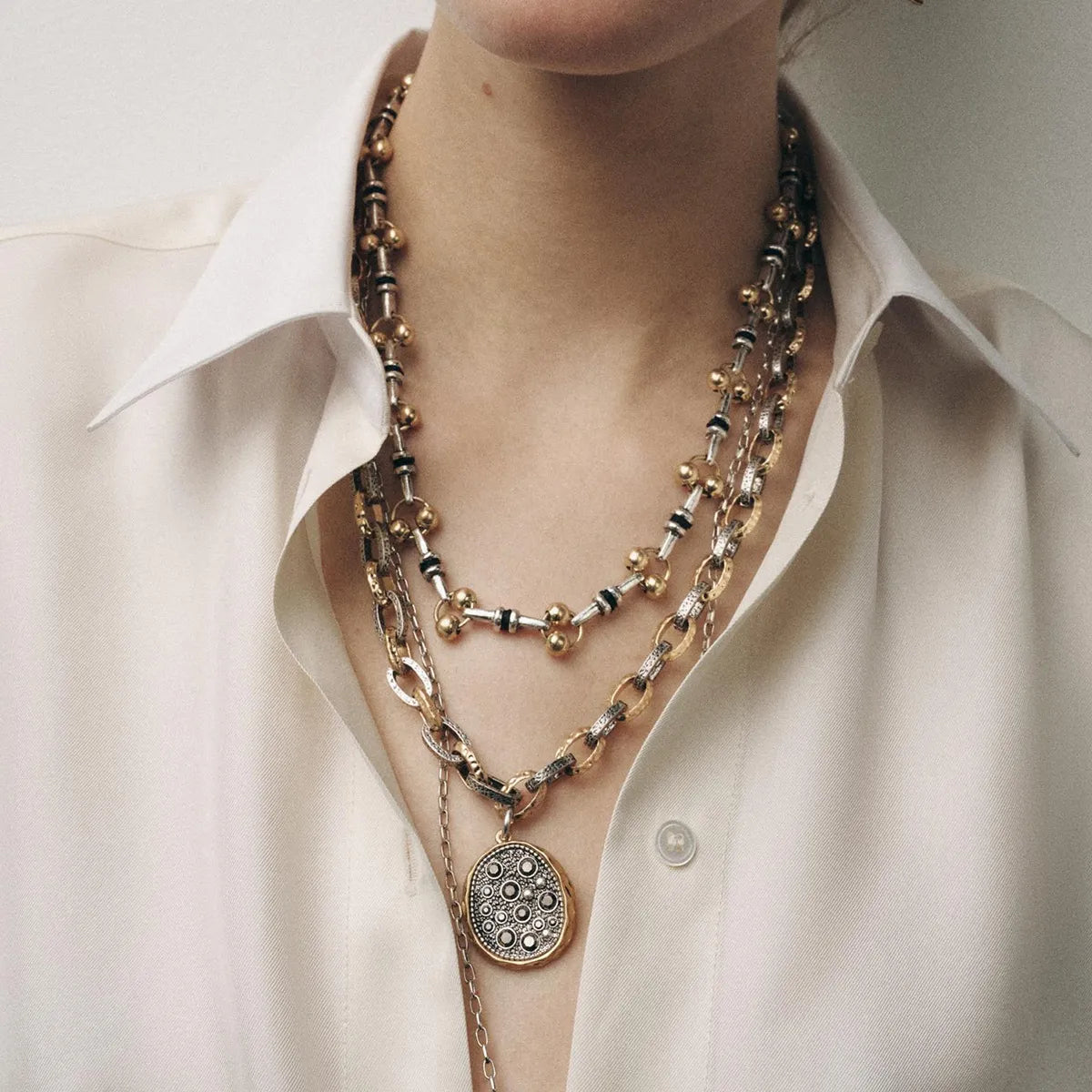 Trendy 3-Piece Stainless Steel Pendant Necklace - 18K Gold-Plated for Stylish Elegance