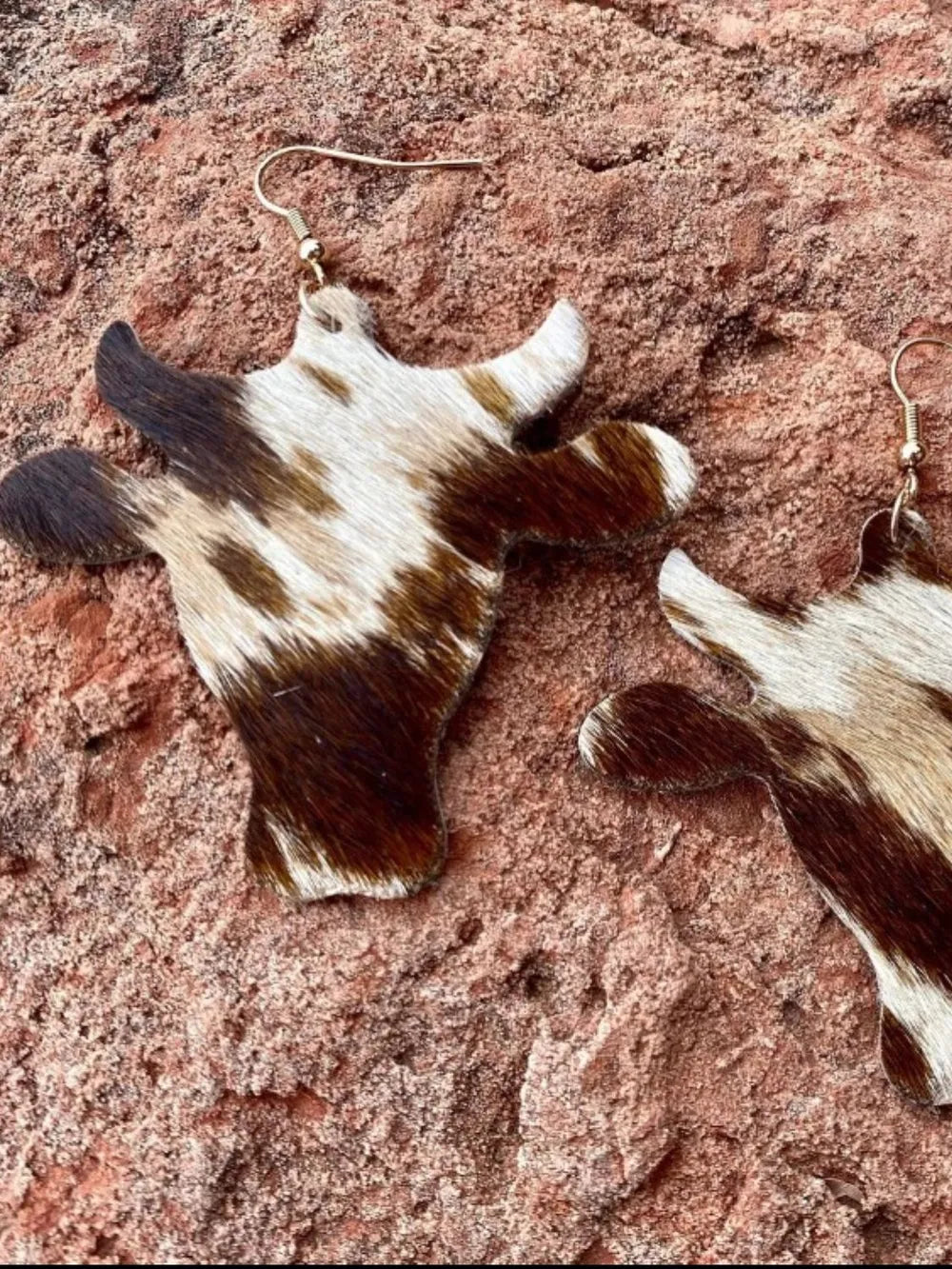 Trendy PU Leather Bull Head Earrings - Alloy Material, Unique Design, Perfect for Everyday Wear
