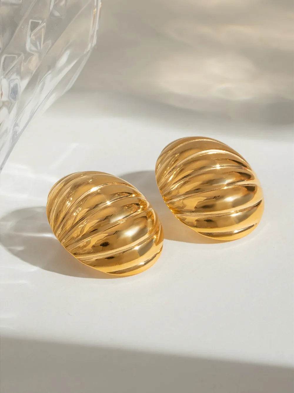 Elegant 18K Gold-Plated Stainless Steel Ribbed Earrings for Sophisticated Style - Store 42