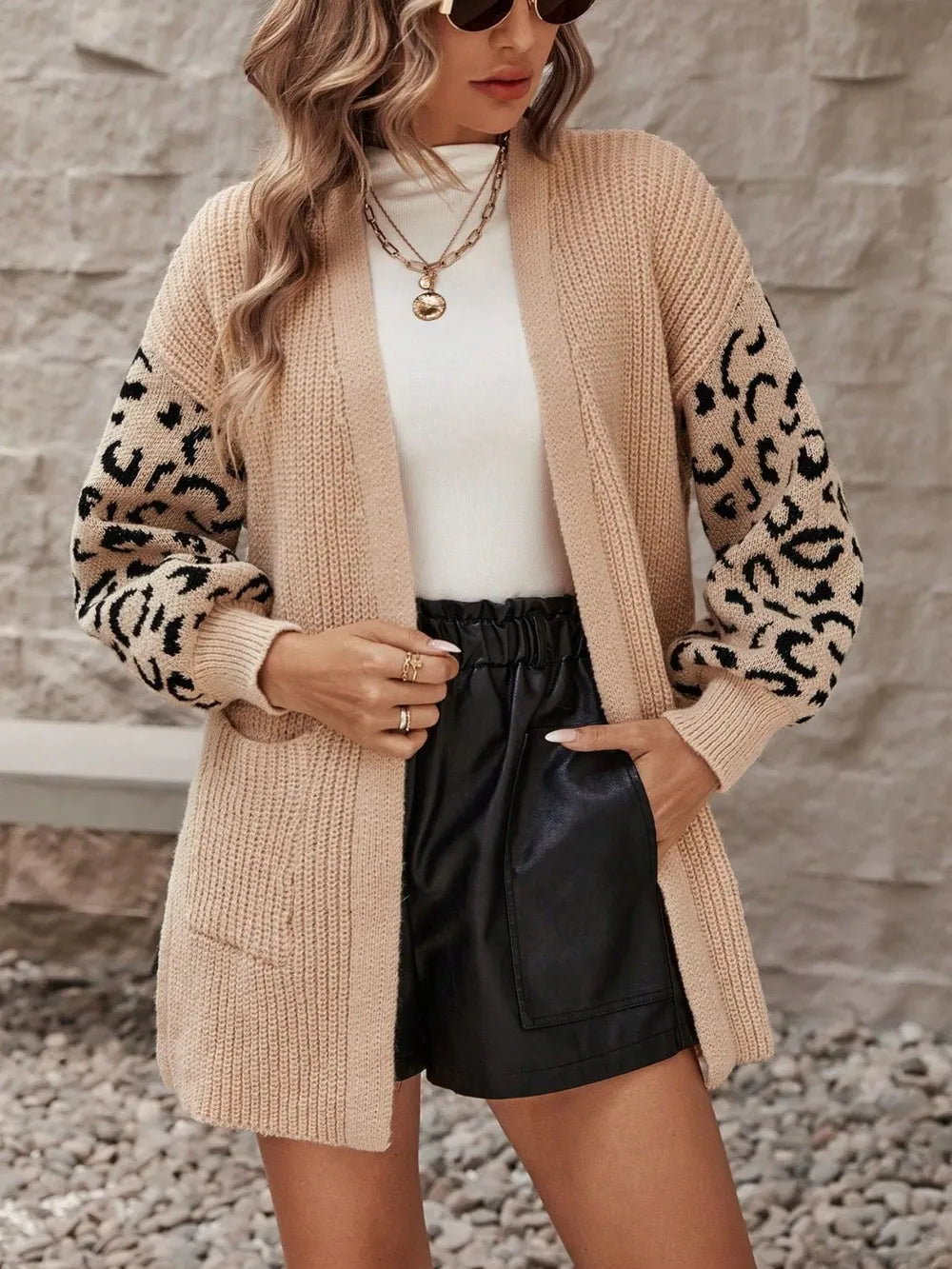 Tan / S