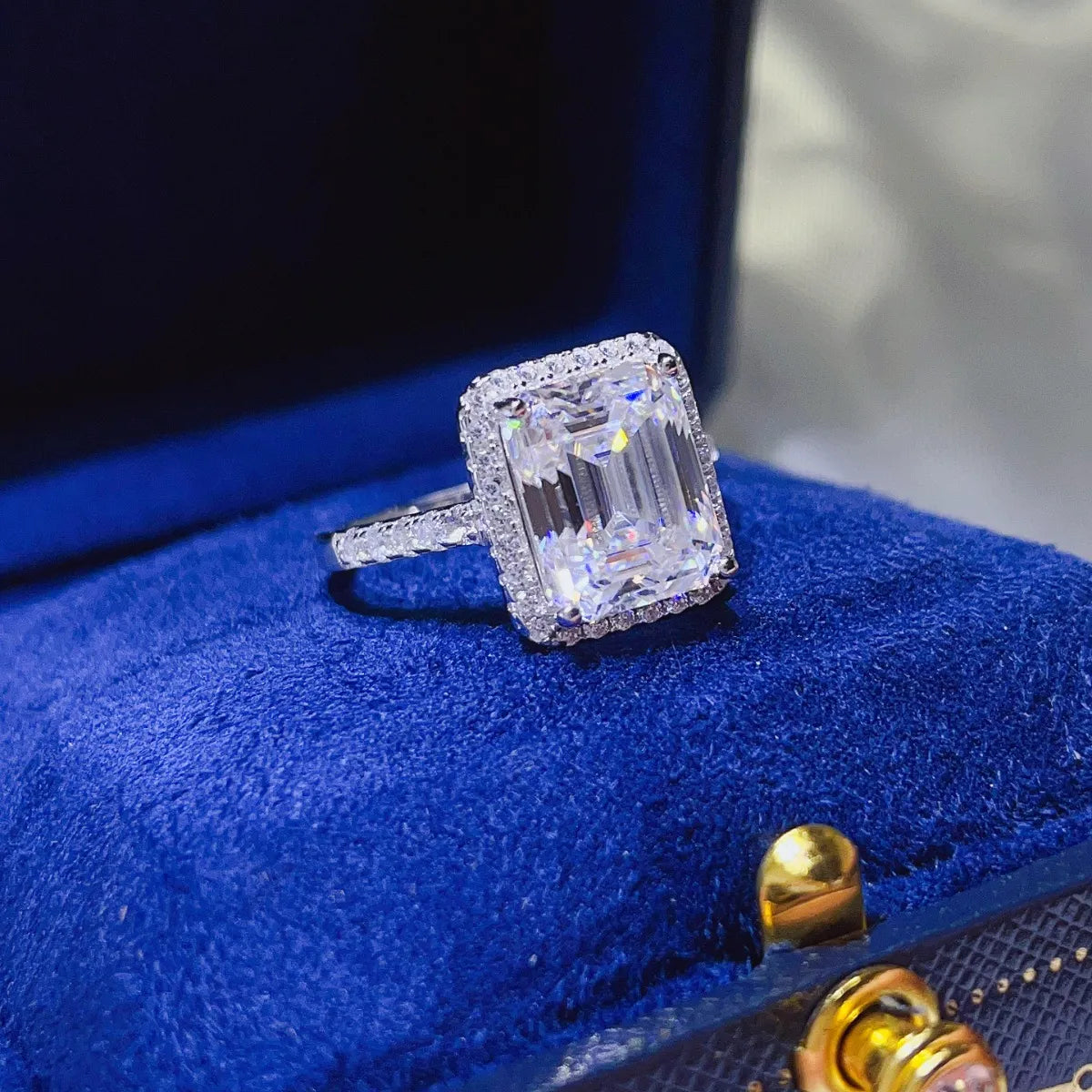 Elegant 5 Carat Moissanite Ring in 925 Sterling Silver with Platinum-Plating