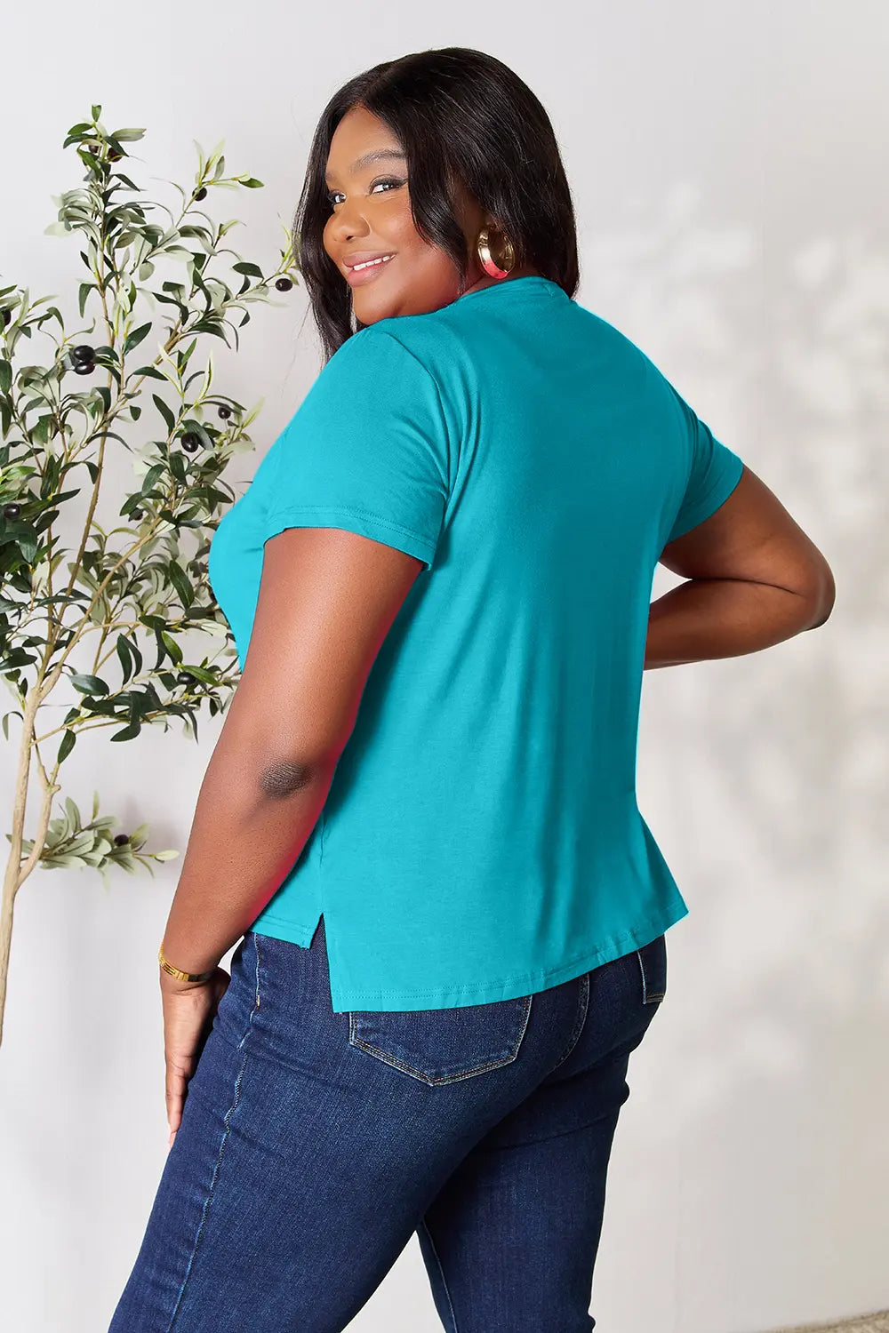 Basic Bae Full Size Round Neck Short Sleeve T-Shirt Plus Size