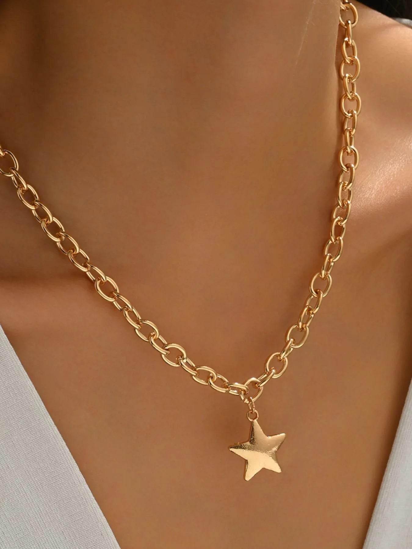 18K Gold-Plated Star Pendant Necklace with 16.5 Inch Chain - Trendy and Elegant Jewelry Accessory