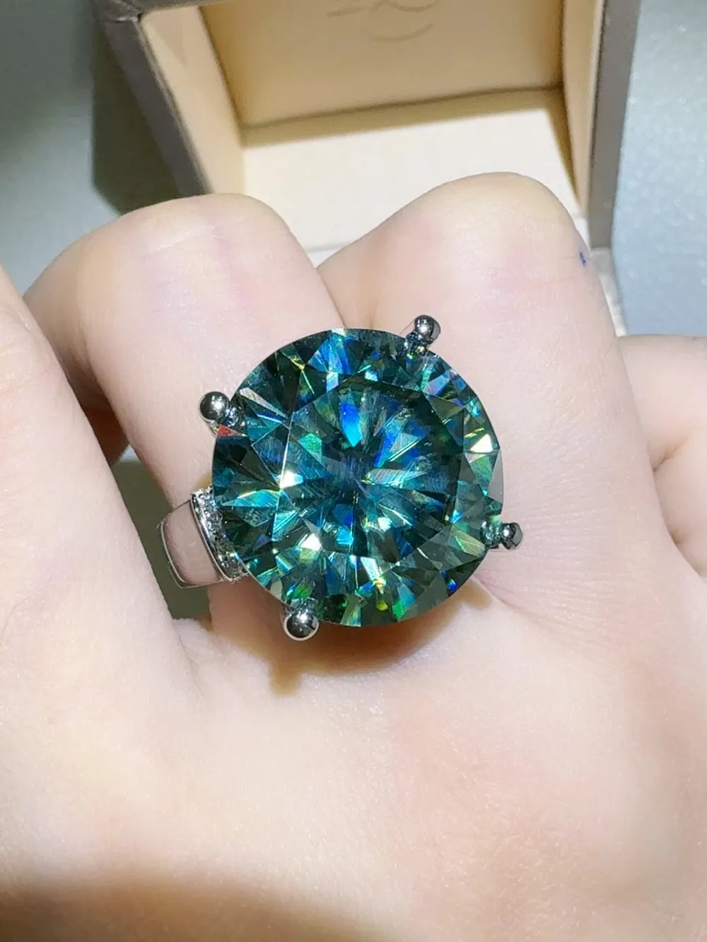 20 Carat Moissanite Ring in 925 Sterling Silver with Platinum-Plated Finish and Matching Box