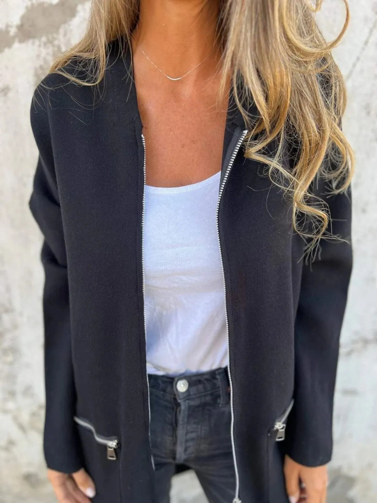 Black / S