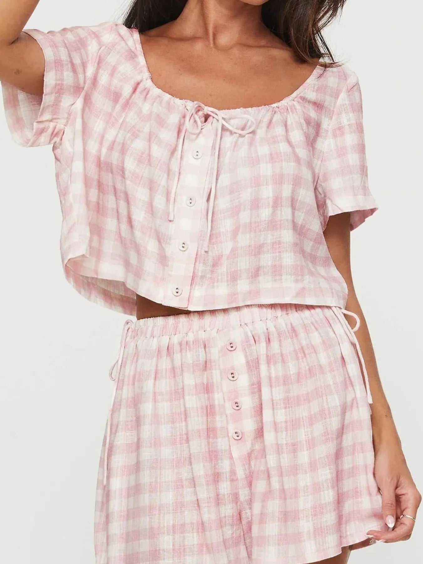 Casual Gingham Check Two-Piece Set with Buttoned Top and Tied Shorts for Summer Style