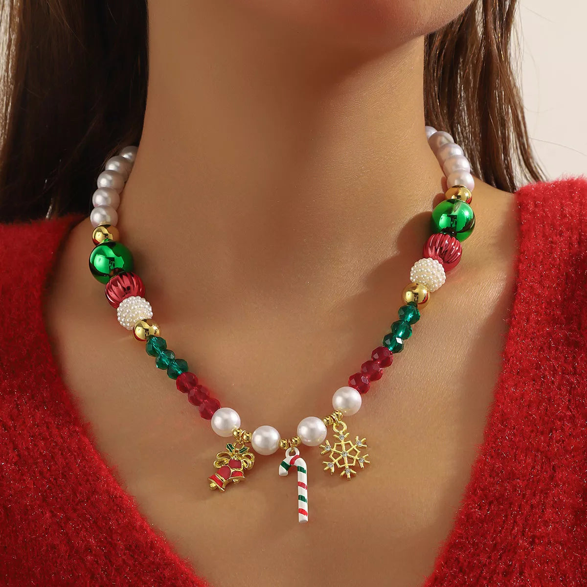 Charming 18K Gold-Plated Christmas Acrylic Bead Necklace - Adjustable 16.9" Chain