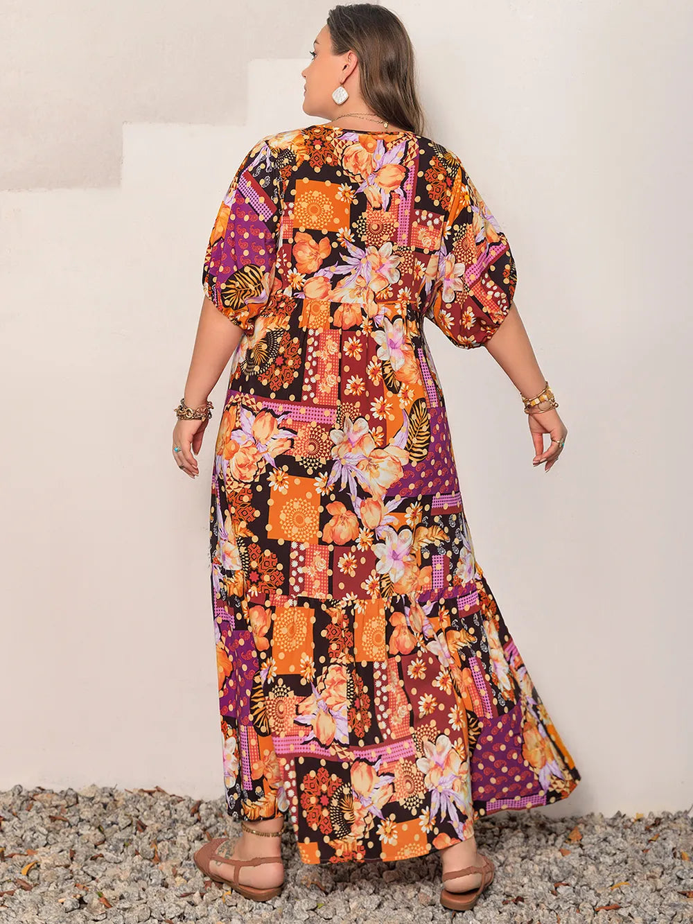 Plus Size 100% Polyester Printed V-Neck Half Sleeve Maxi Dress with Ruched Design