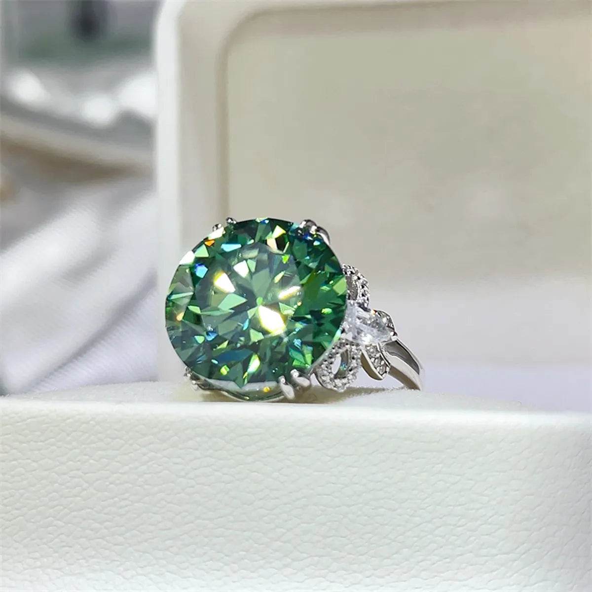 10 Carat Moissanite Ring in 925 Sterling Silver with Matching Box and Certificate - Store 42