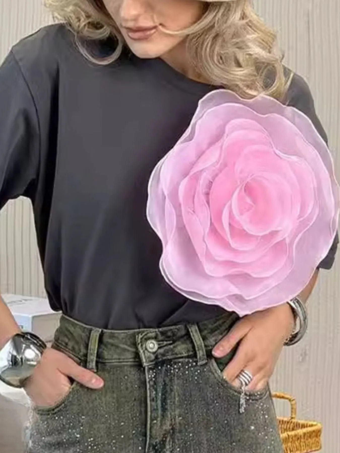Flower Round Neck Short Sleeve T-Shirt
