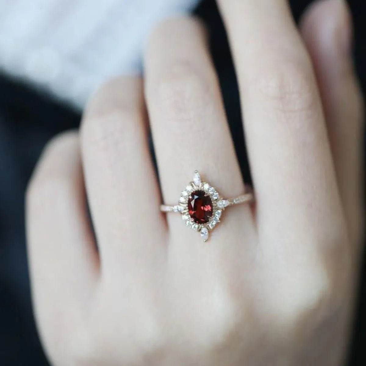 Elegant 925 Sterling Silver Zircon Ring with 18K Gold-Plated Finish - Gift Box Included