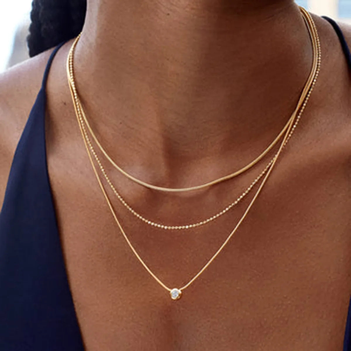 Elegant 18K Gold-Plated Triple-Chain Layered Necklace with Pearl Pendant