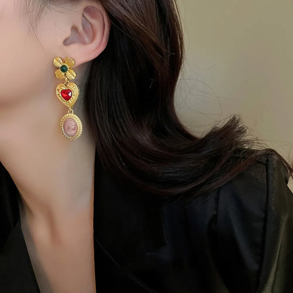 Vintage Copper Inlaid Rhinestone Earrings - Elegant 2.4-Inch Length, Unique Design