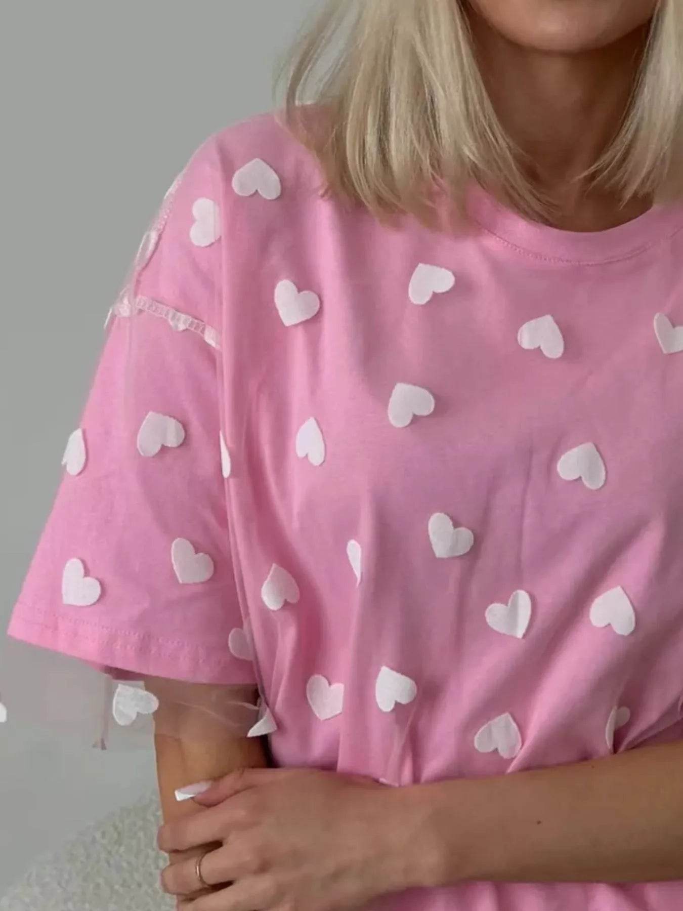Trendy Heart Print Oversized T-Shirt in 100% Polyester – Stylish and Comfy Casual Wear - Store 42