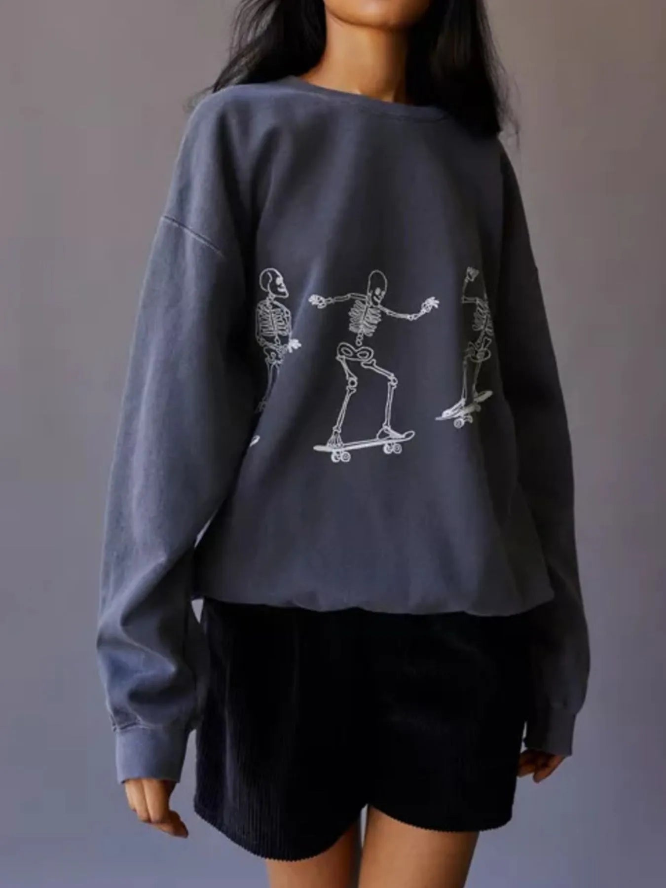 Trendy Skeleton Graphic Oversized Sweatshirt - 100% Polyester, Slightly Stretchy & Comfortable Fit