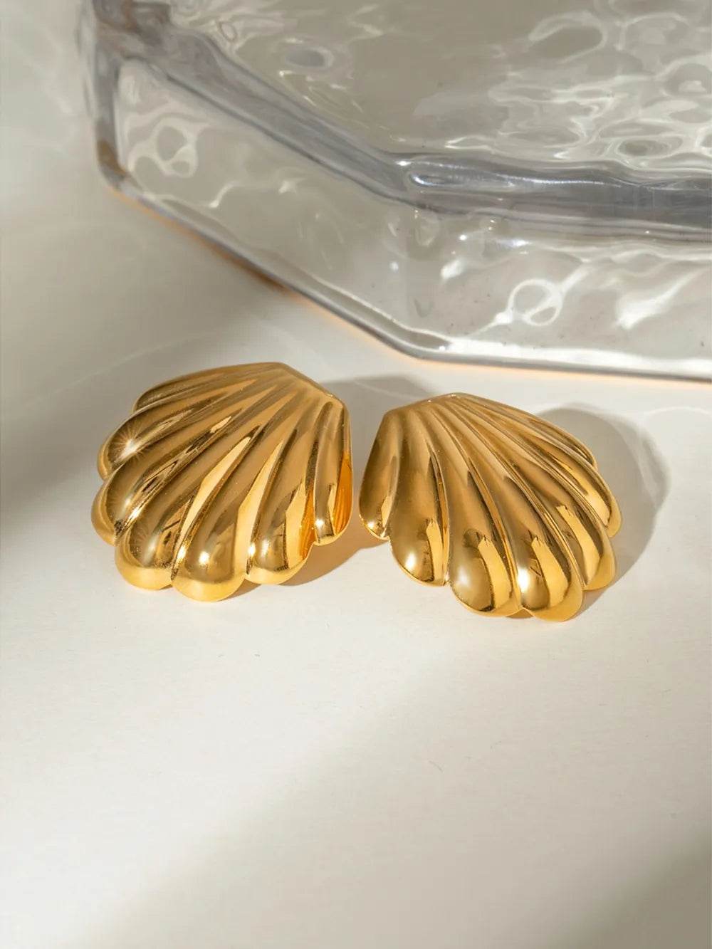 18K Gold-Plated Stainless Steel Shell Stud Earrings - Store 42