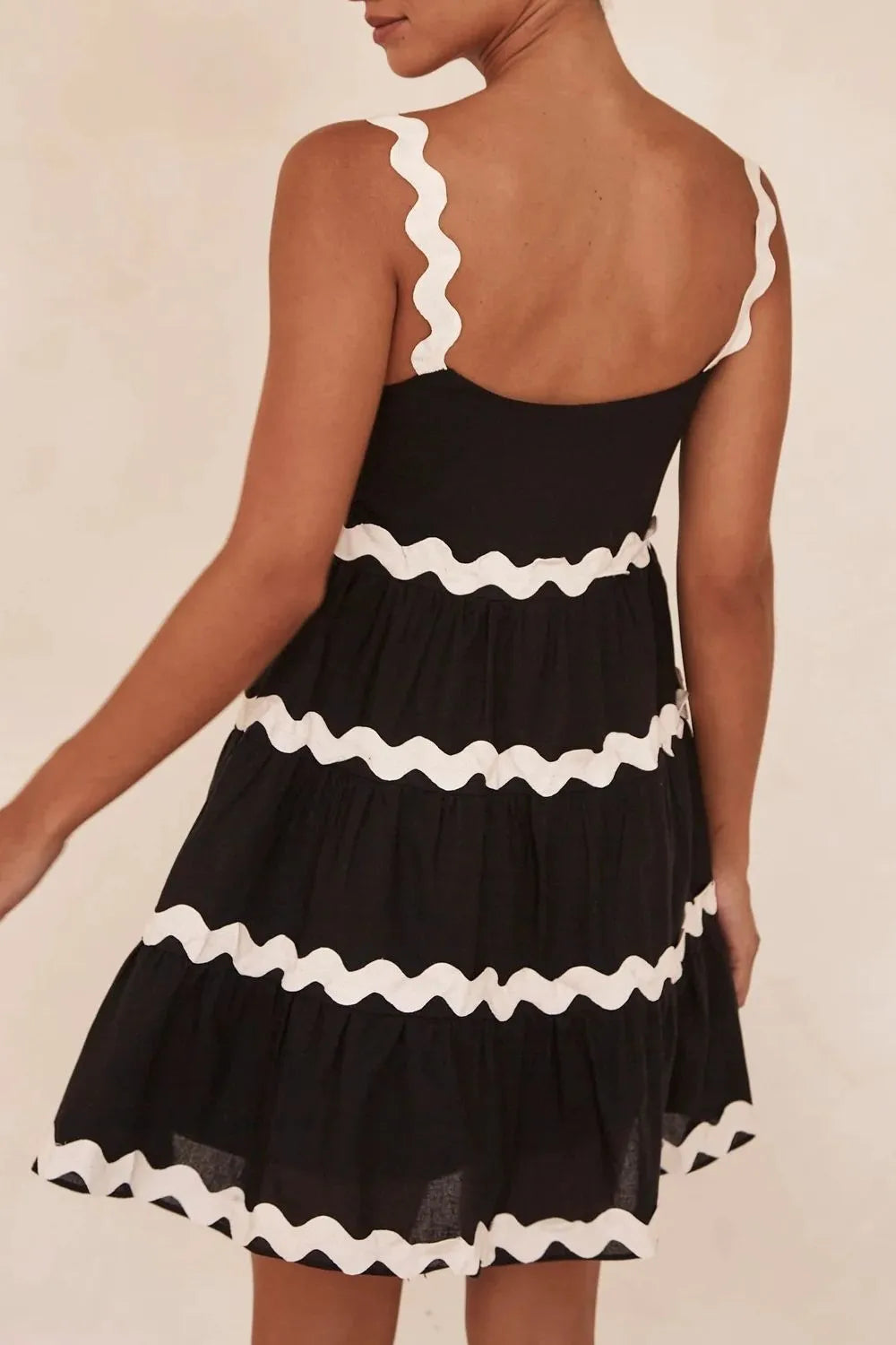 Contrast Trim Sq Neck Tiered Dress - Ruched Opaque Fabric, 100% Polyester, Not Lined