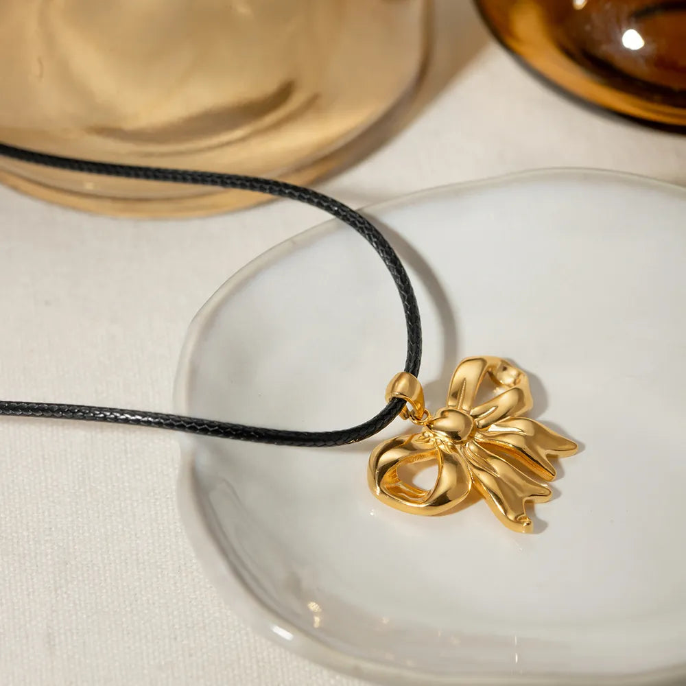 Elegant 18K Gold-Plated Bow Pendant Necklace with Adjustable Wax Rope Chain