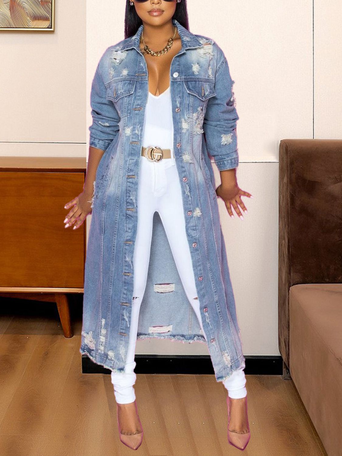 Chic Long Sleeve Distressed Denim Jacket with Raw Hem and Collared Neckline