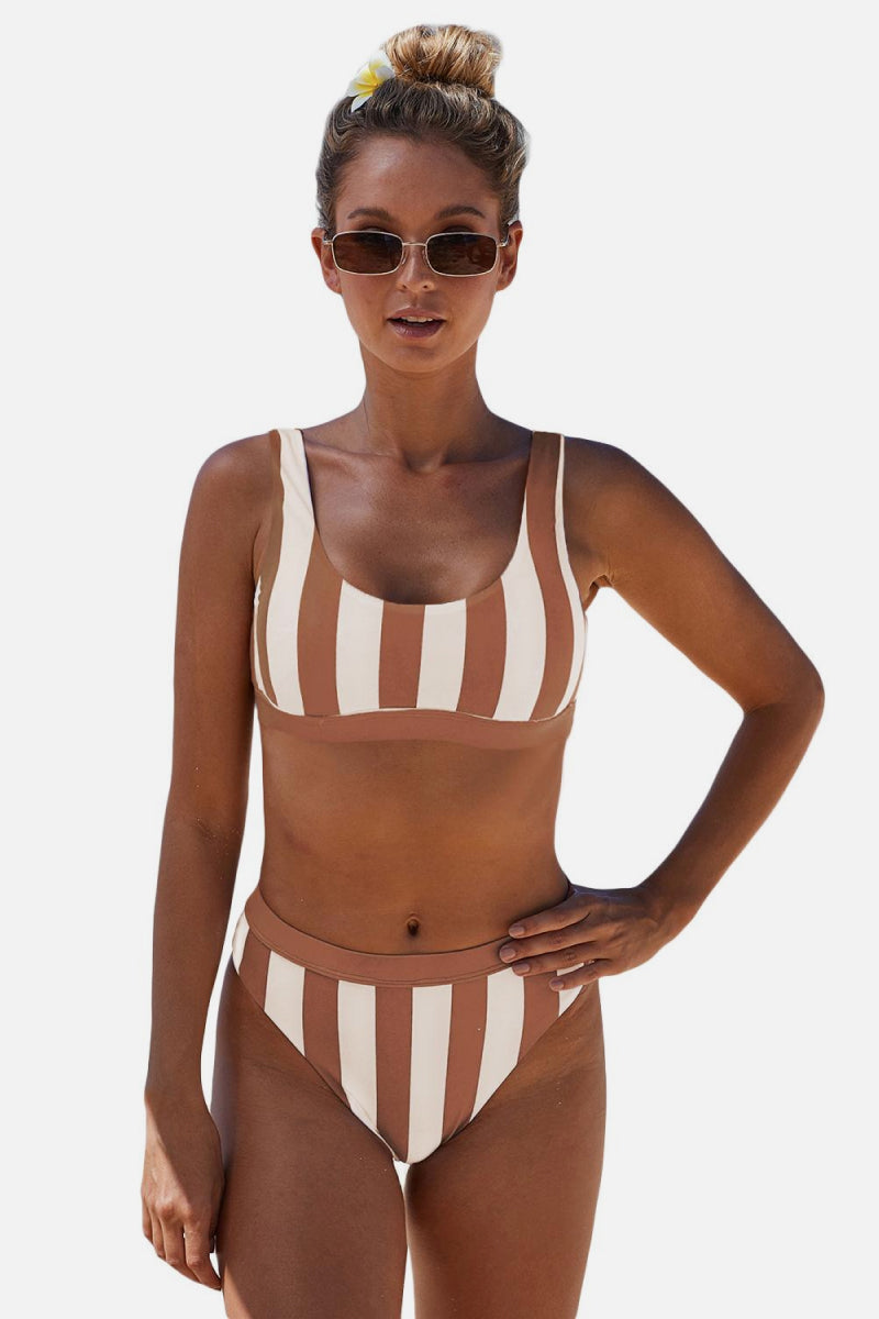 Brown / S