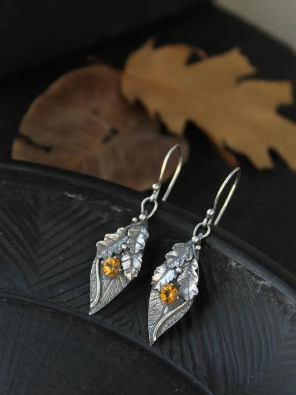 Elegant 1-Pair Alloy Rhinestone Leaf Shape Earrings - Unique Fashion Jewelry