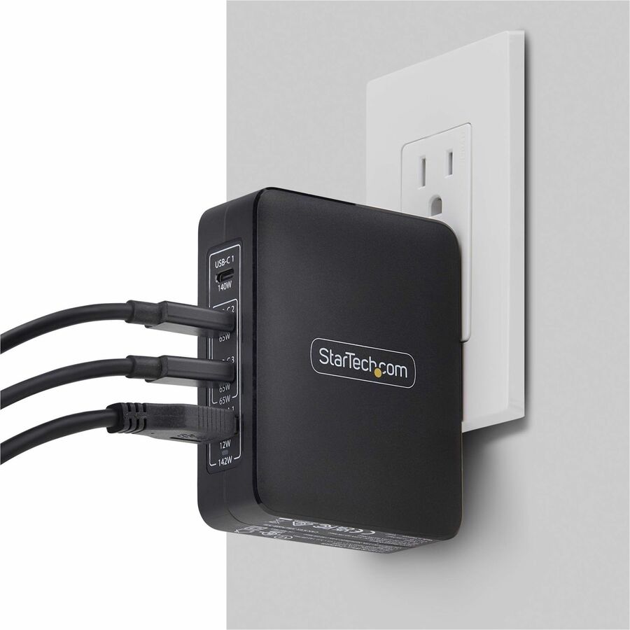 StarTech.com 140W GaN USB-C Charger with 3 USB-C Ports, 1 USB-A, Compact & Efficient Design
